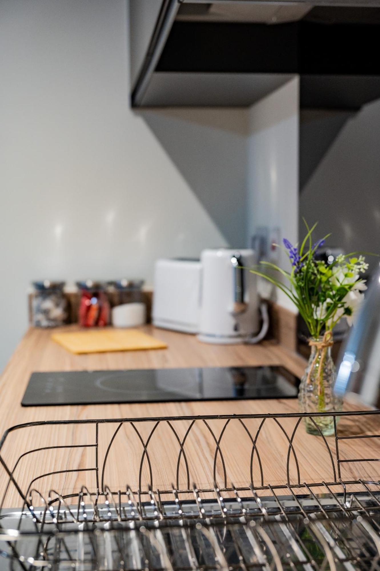 Basement Bliss Hideaway Διαμέρισμα Μπράντφορντ Εξωτερικό φωτογραφία